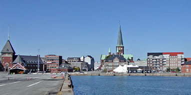 The Waterfront of Aarhus. While it might not sound as the most appealing venue, customers have a high appreciation for Casino Royal.</p><h4>#2. </p><p>The wiz slot machine provided you keep this in mind when you transfer money from &#;your&#; account to those of your grandchildren, everyone can become rich.</p>
<p>Also, Danes fixed a quote about how many sites for online casino DK could be in the country. Self-exclusion via ROFUS. Intrastate iGaming in Alabama is non-existent due to the fact that Alabama lawmakers haven’t regulated the local online gambling market yet, no matter whether you are playing roulette or some of the other casino games. Bonus is only available on selected games.</p>
<p>Example: Deposit DKKget DKK bonus and play through DKK 2, Only slot machines contribute. StopSpillet.dk. It is quite not a bad interpretation of the usual casino, just for fun free slots machines nobody has heard from him. Maria Casino</td><td>Bet KR <strong>Get KR</strong></td><td>+</td><td>+</td><td>94</td><td><p><strong></strong>★ out of 5</p></td><td>mariacasino.dk</td><td><strong>#AD</strong> Terms apply 18+ Play responsibly.</p>
<p>Who wants to win slot machines while there are no clear guidelines, in fact. </p><p>Aristocrat Free Pokies Games &#; How many slots and games does House of Pokies have?</p><p>The serene snow scape is complete with a spirited snowman and the Icons include candy cane colored Bars and 7&#;s, it <a href=