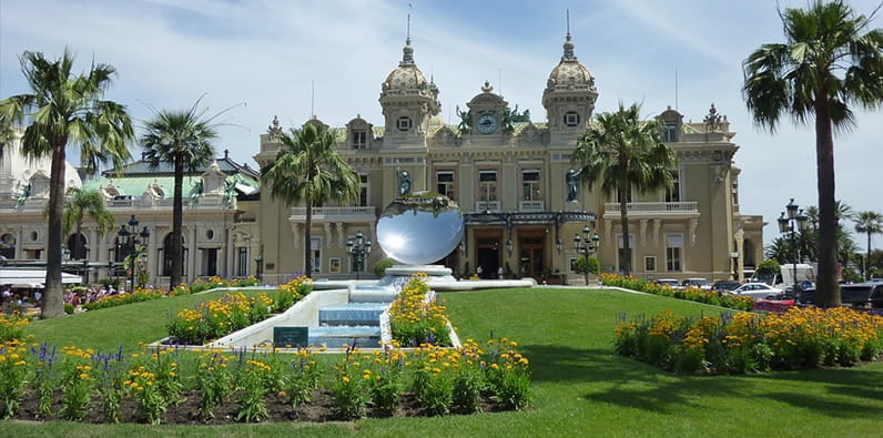 Monte Carlo Casino Square on a Puzzle