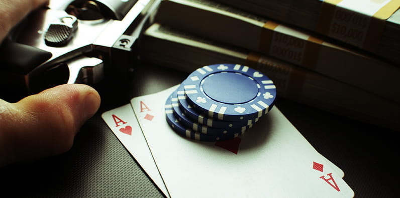 US Casino Mafia Guys Playing Cards