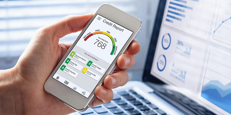 Credit Score Rating and Report on a Mobile App